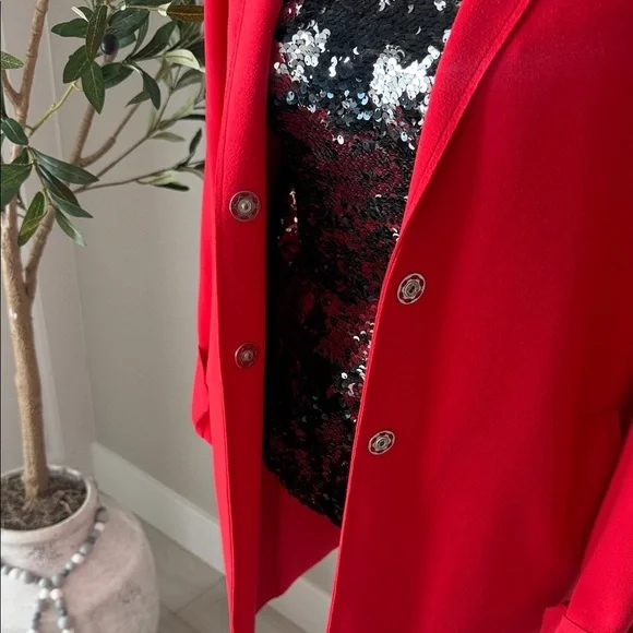 Carolina Belle Vibrant Red Blazer\Trench - Picture 4 of 10